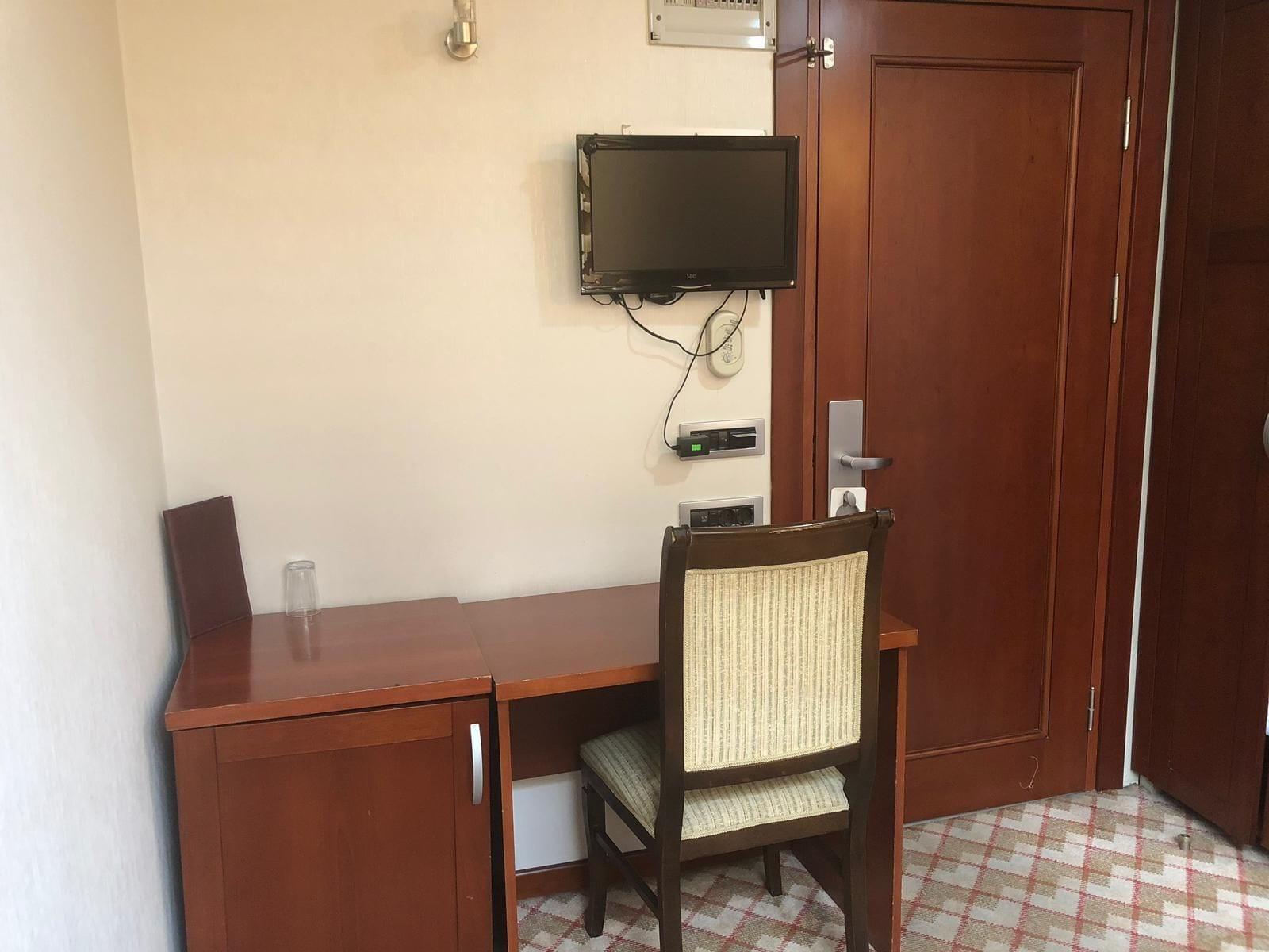 Grand Merin Airport Hotel Istanbul Bagian luar foto