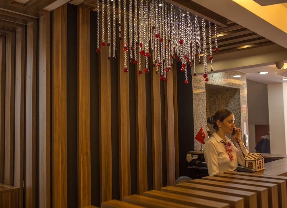 Grand Merin Airport Hotel Istanbul Bagian luar foto