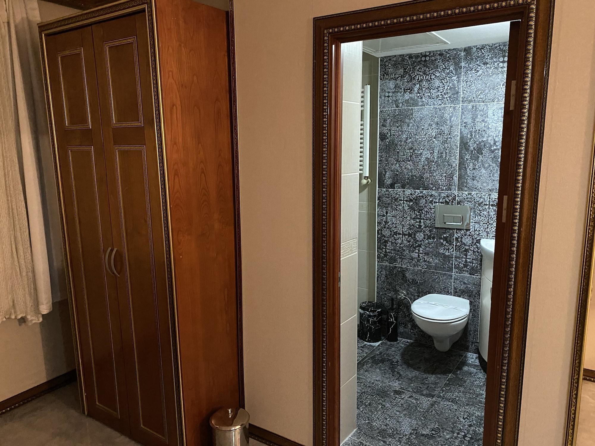 Grand Merin Airport Hotel Istanbul Bagian luar foto